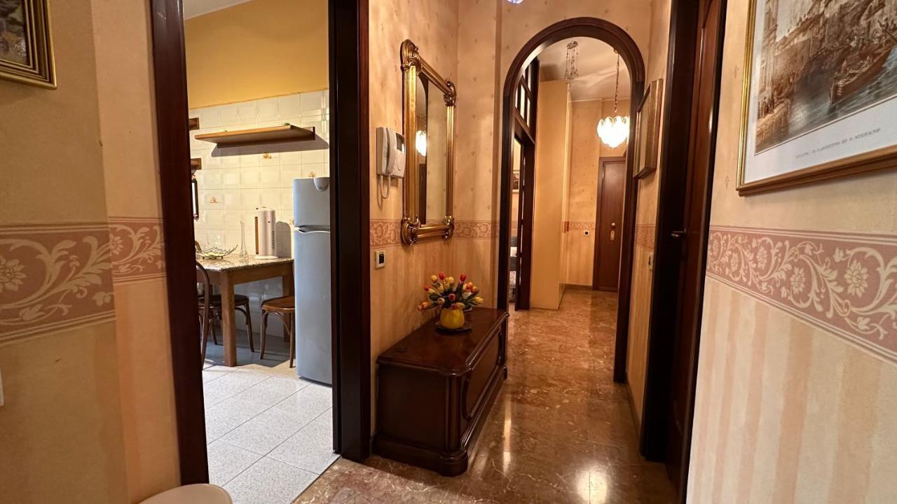 Dehomes - Two Bedrooms, Terrace, Wi-Fi, Tram To Centre & Rho Fiera 밀라노 외부 사진